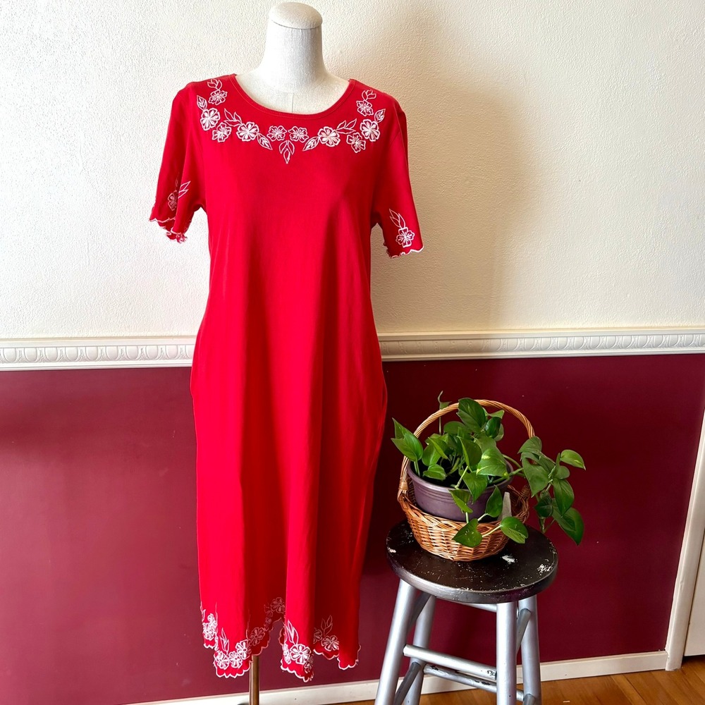Vermont Country Store Red Cotton Embroidered Floral Scalloped Hem Midi Dress M